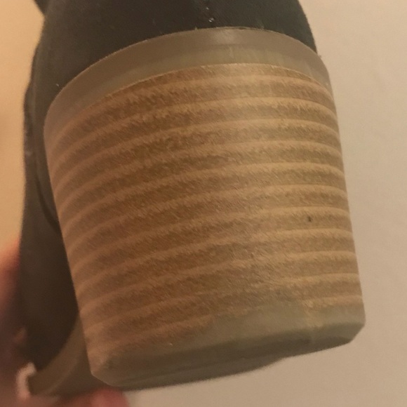 Merona Brown Booties with heel Size 7.5 - Picture 4 of 5